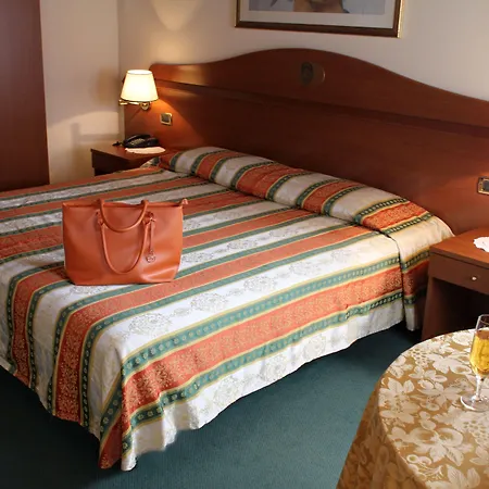 Otel Antico Moro 3*