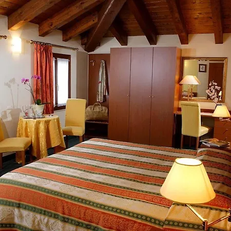 Otel Antico Moro Chirignago-Zelarino