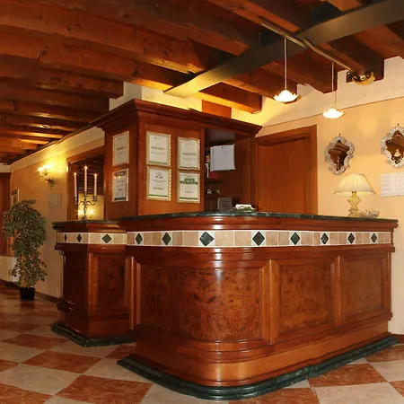 Antico Moro Otel Chirignago-Zelarino