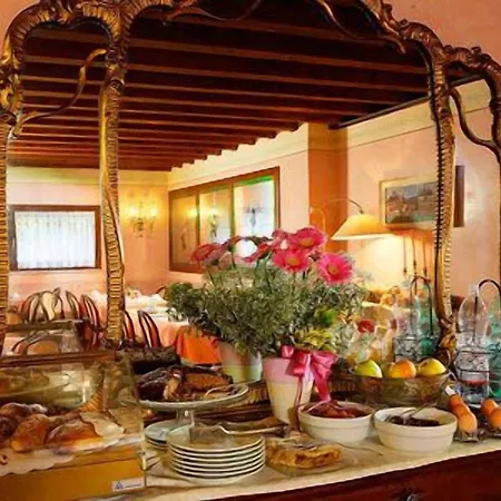 Antico Moro Hotel