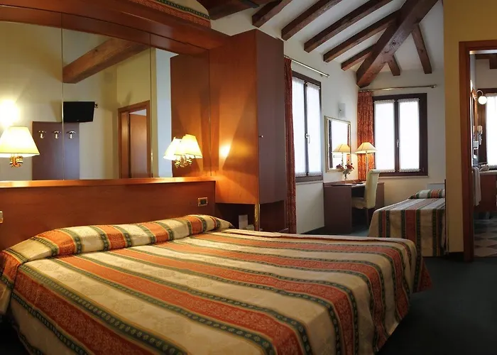 Hotel Antico Moro