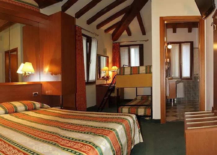 Antico Moro 3*